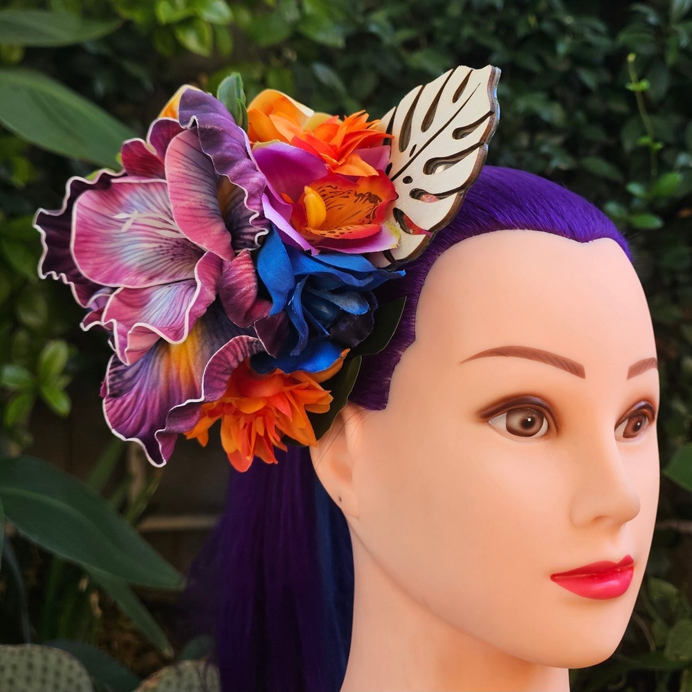 Handmade Tropical Floral Hair Clip Fascinator‎ Orchid Lily Tiki Burlesque